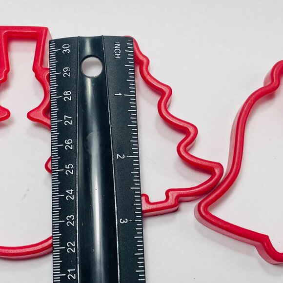 Red Christmas Cookie Cutters Snowman Tree & Bell Shapes Set Of 3  Vintage - Picture 5 of 6